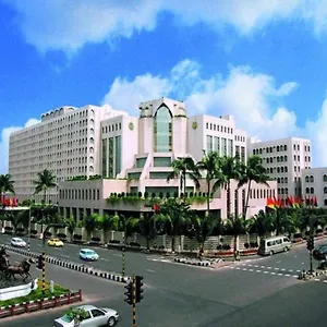 Ruposhi Bangla ホテル